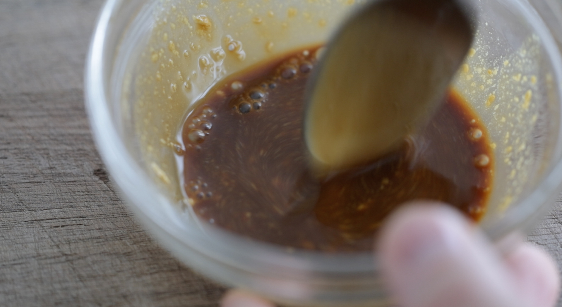 mixing mustard and soy sauce