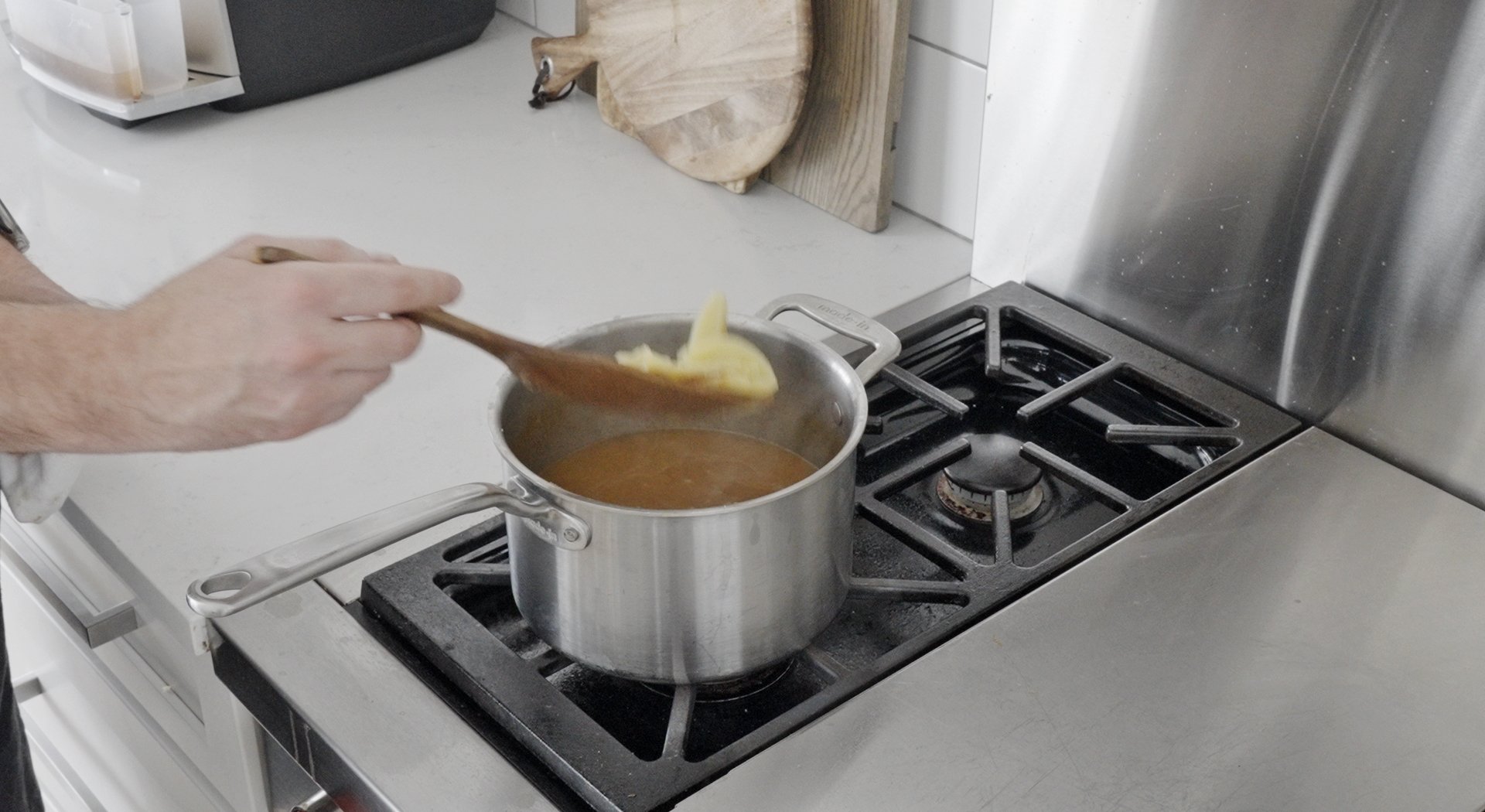 finishing turkey gravy with fat