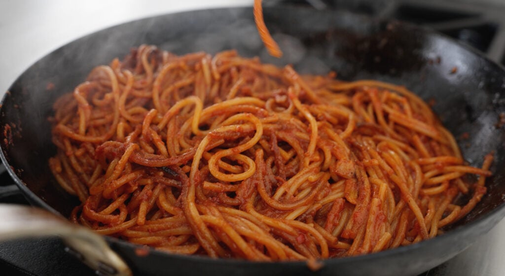 Cooked spaghetti all assassina 