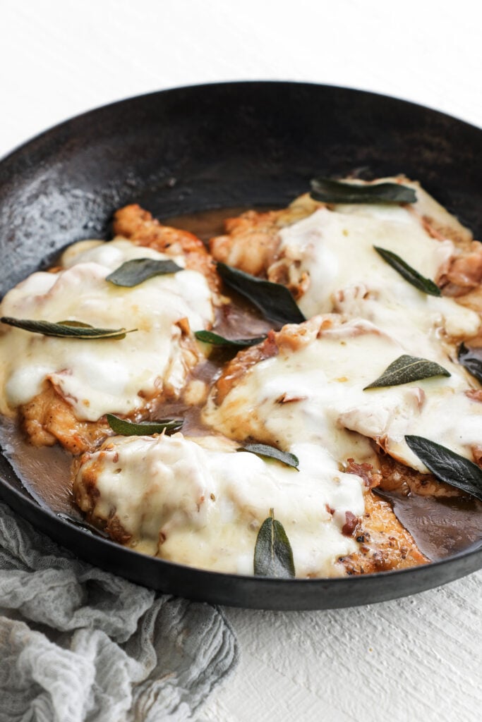 Chicken Valdostona in a skillet
