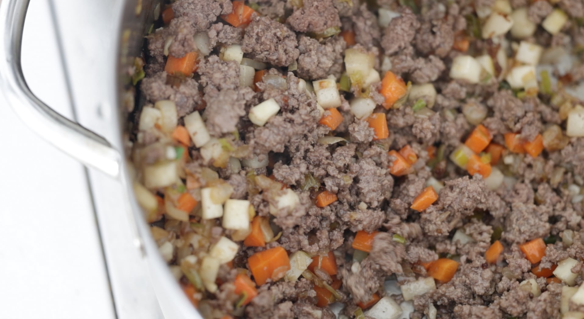 stirring beef and vegetables