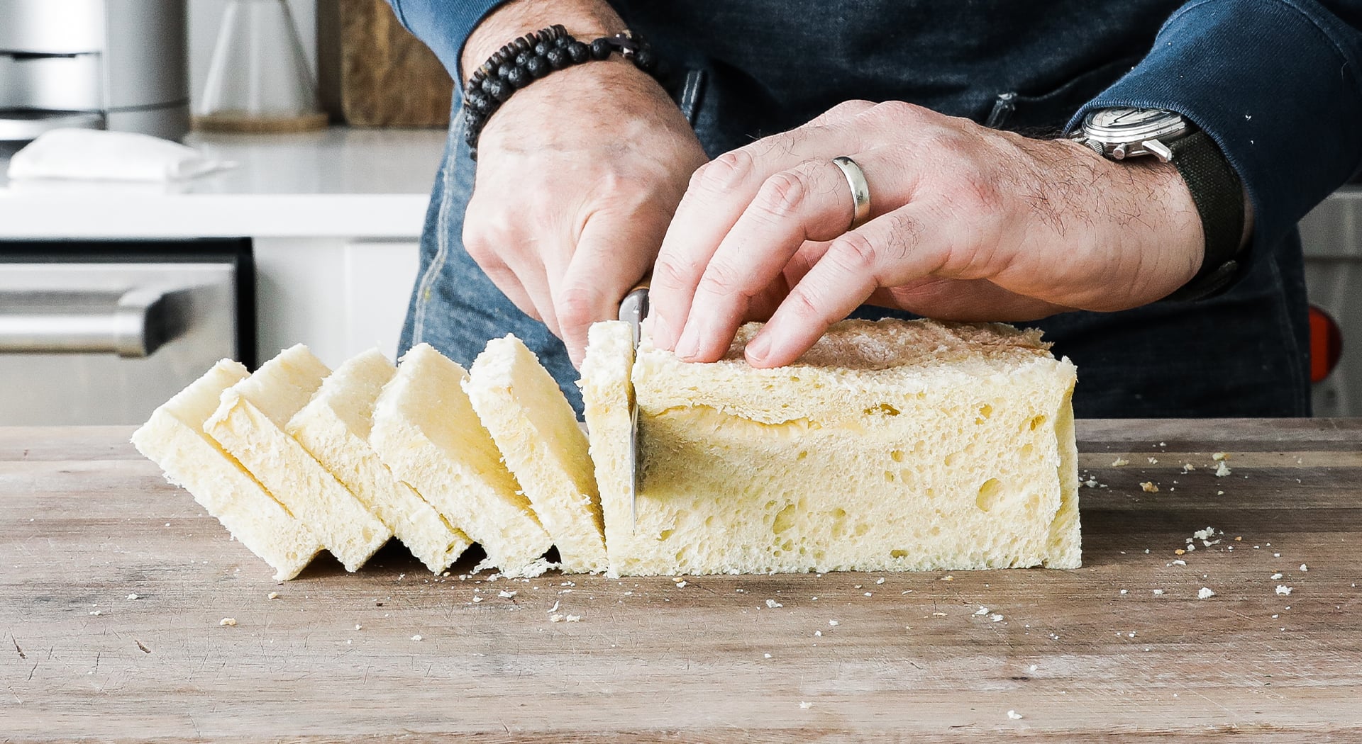 slicing bread