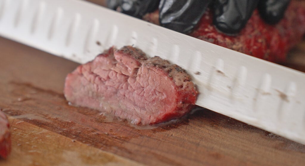 slicing the smoked tri tip