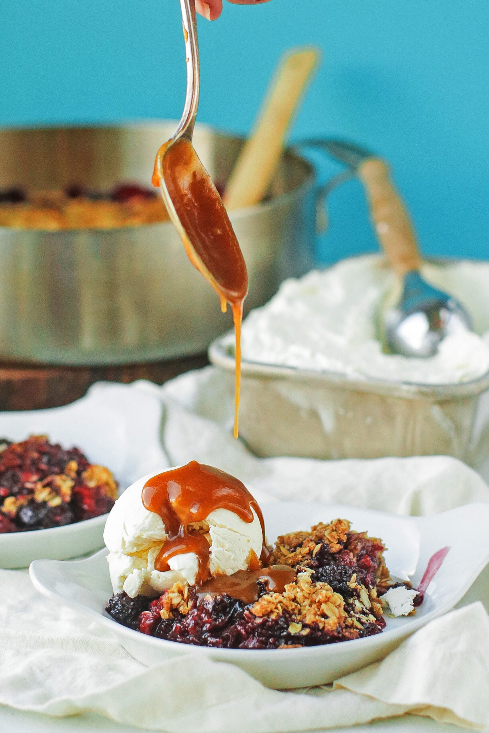 triple berry crisp recipe with caramel