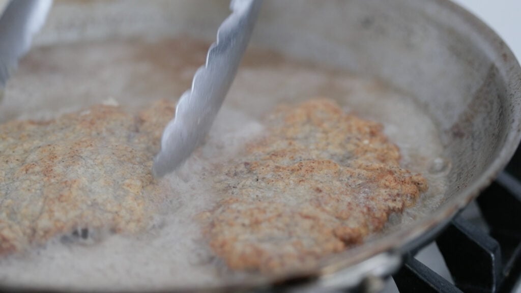 pan frying chicken fried steak