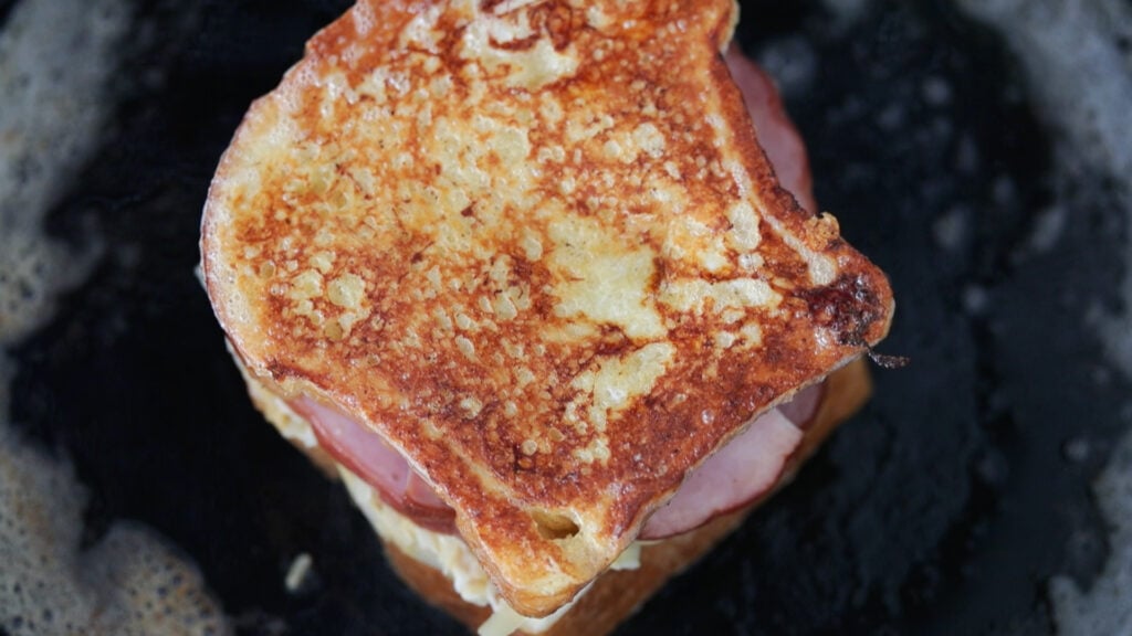 frying the sandwich 