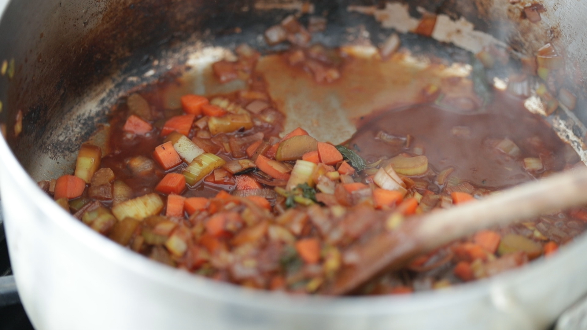 cooking red wine with mirepoix